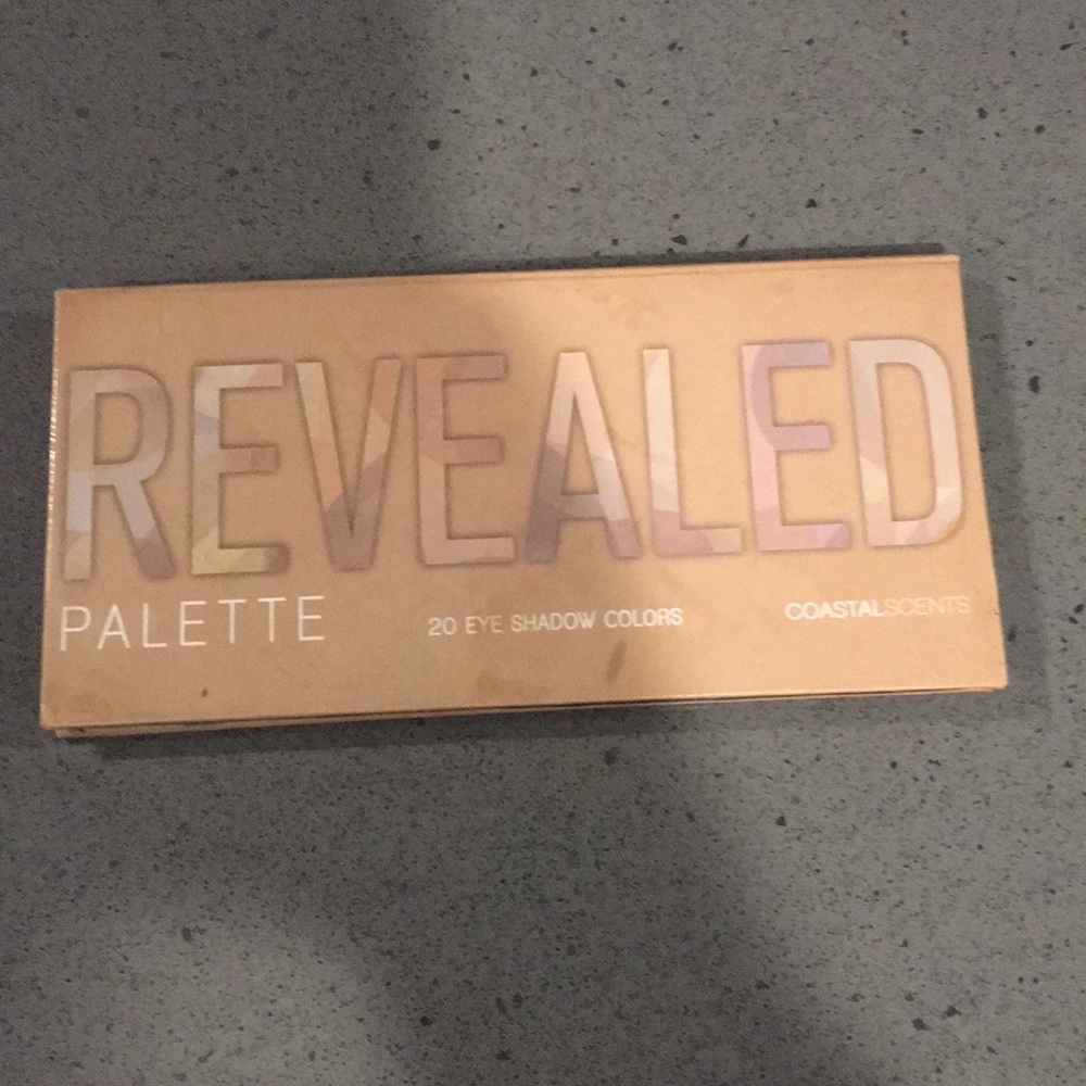 Lightly used revealed palette